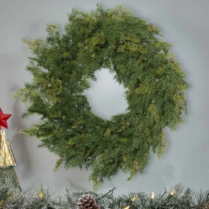 Gerson International 32-In D Cedar With Berry Wreath