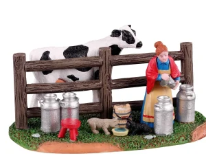 Lemax Village Collection Victorian Dairy Farmer Table Accent #13563