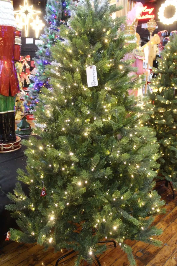 Puleo International 6.5 Pre-Lit Kensington Fir Tree #114-Ksg-65Qld5K6