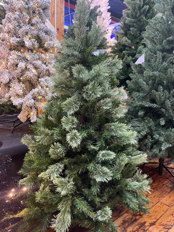 Puleo International 4.5Ft Non-Lit Norway Pine Tree #114-Njg-45